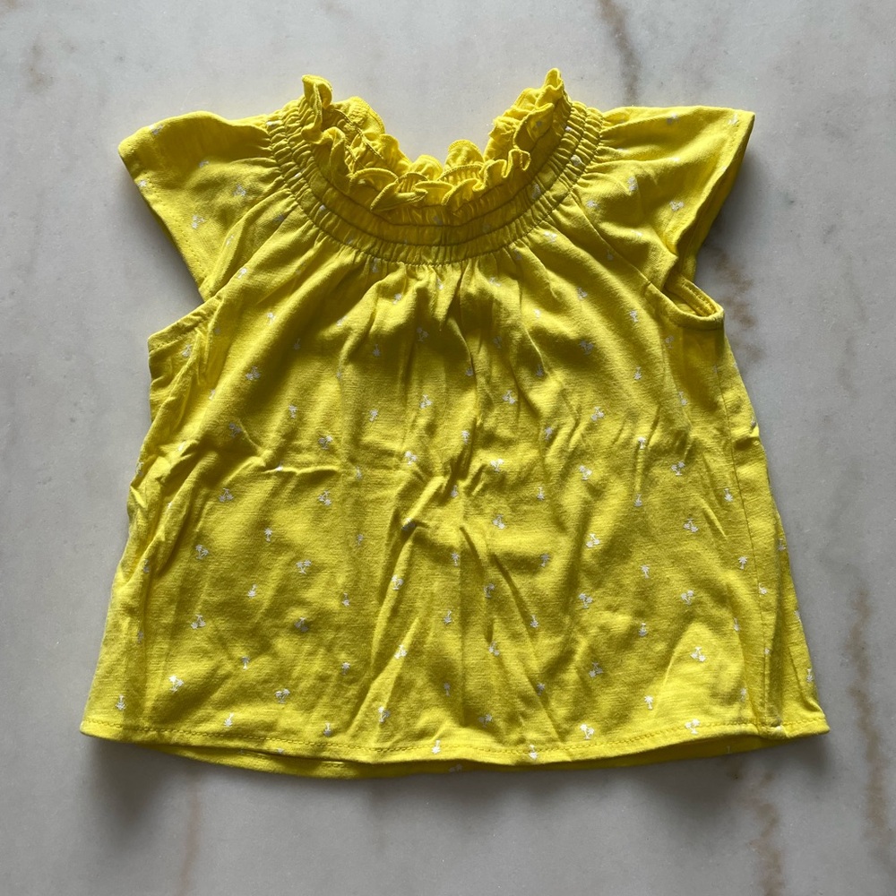 4/$15🌸 Yellow Kids Ruffle Top